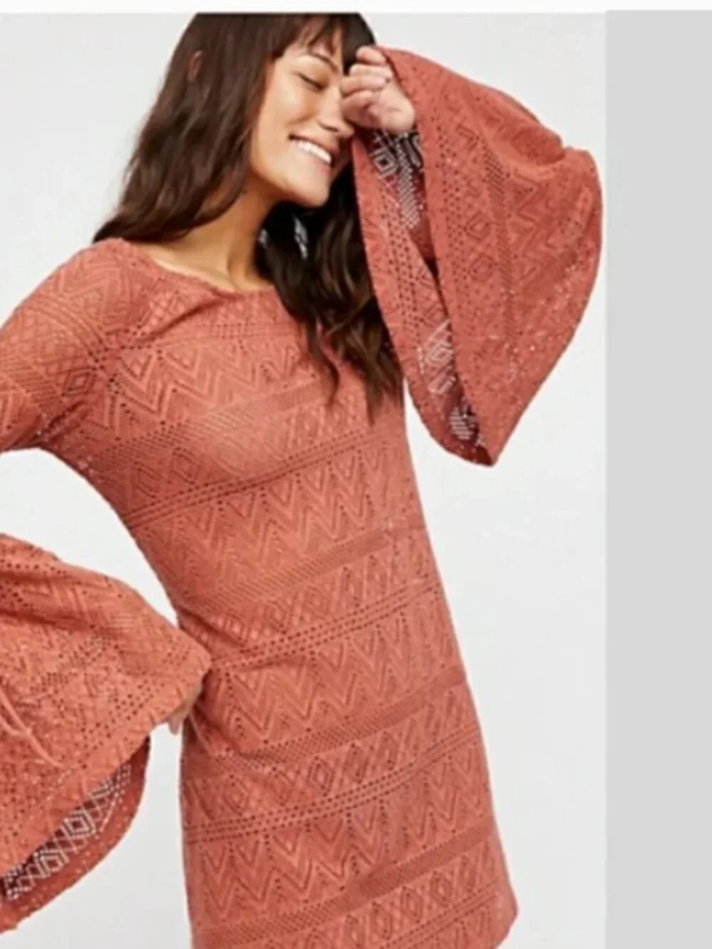 Free People Beach White Eyelet Bell Sleeve Cover Up Dress Size XS - Picture 9 of 9